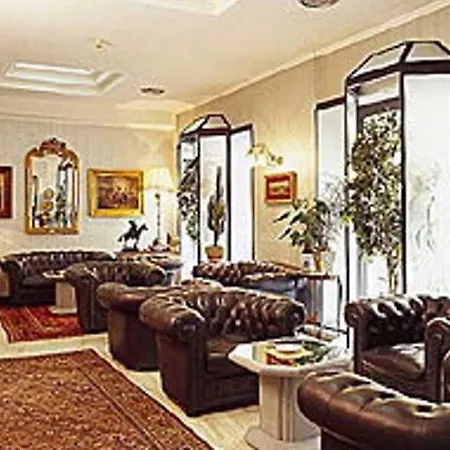 Jr Bocconi Отель 4*