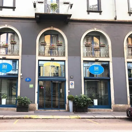 Отель Jr Bocconi