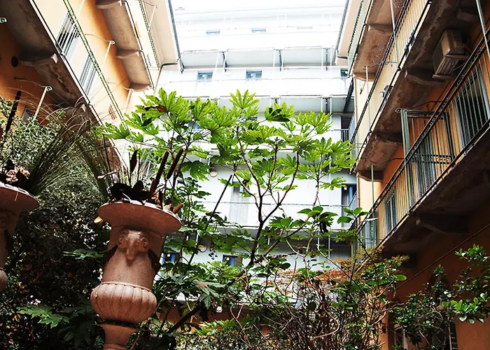 ホテル Jr Bocconi 4*