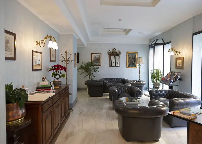 Jr Bocconi ホテル 4*