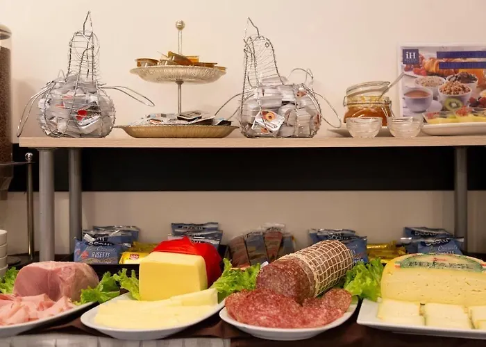 ホテル Jr Bocconi