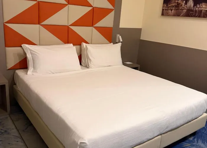 Jr Bocconi ミラノ