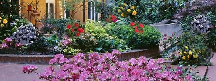 ホテル Jr Bocconi 4*