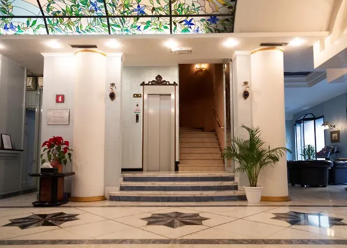 ホテル Jr Bocconi