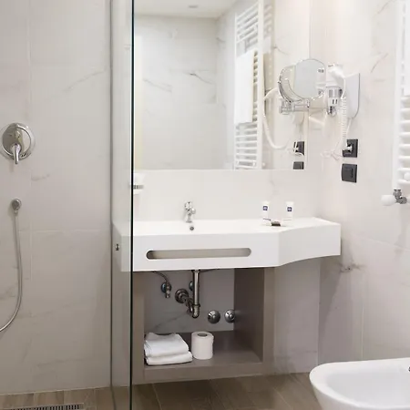 Hotel Jr Bocconi