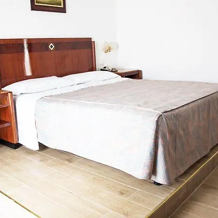 Jr Bocconi Hotel Milan